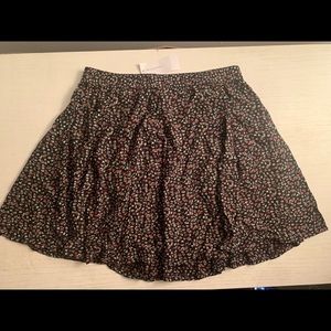 American Eagle floral skirt. New with tags